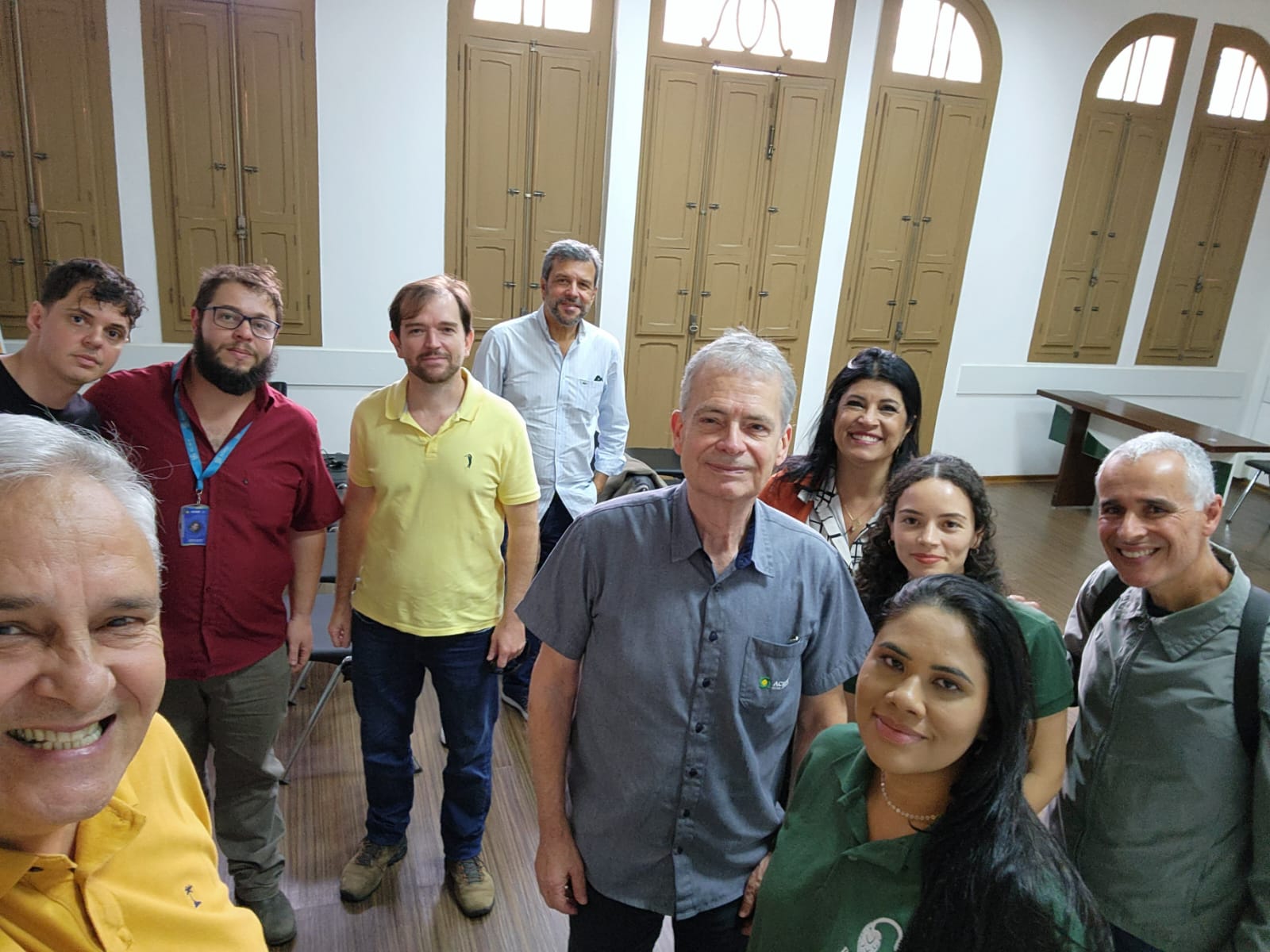 Cultivo in vitro de lúpulo é tema de reunião da ACIANF