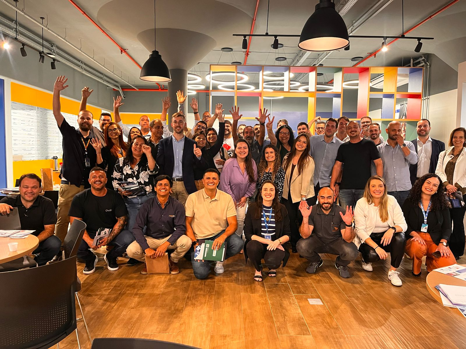 Sessão de Negócios COJEM + SEBRAE impulsiona networking e oportunidades para empreendedores de Nova Friburgo