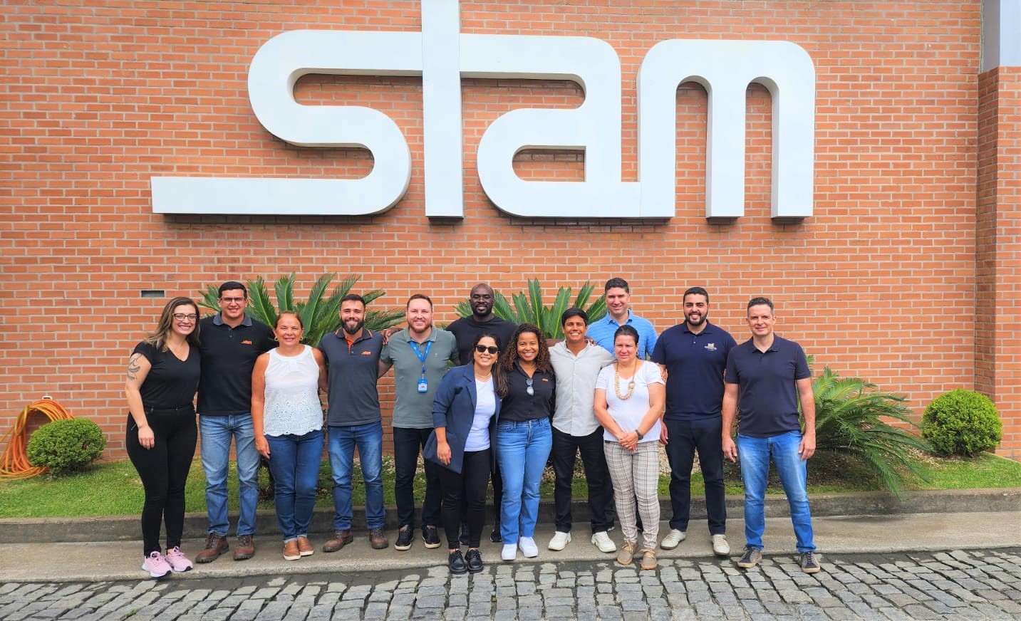 Conselho Jovens Empresários visita as instalações da STAM