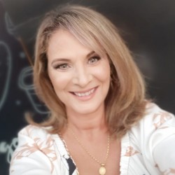 Luciane Ferreira - Personal Trainer